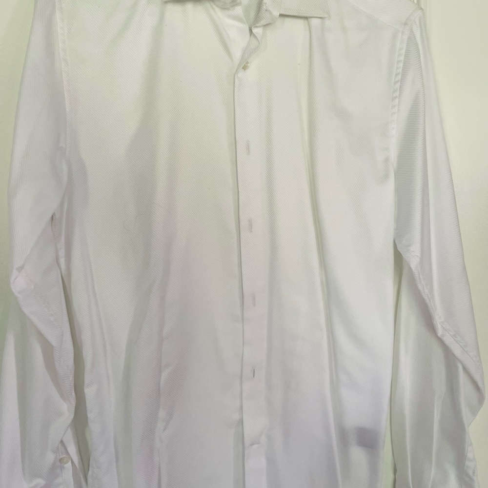 White dress shirt
